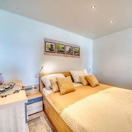 Appartement - Haus D, App 0d0708 *