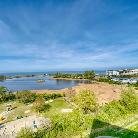 - Haus D, App 0d0708 *